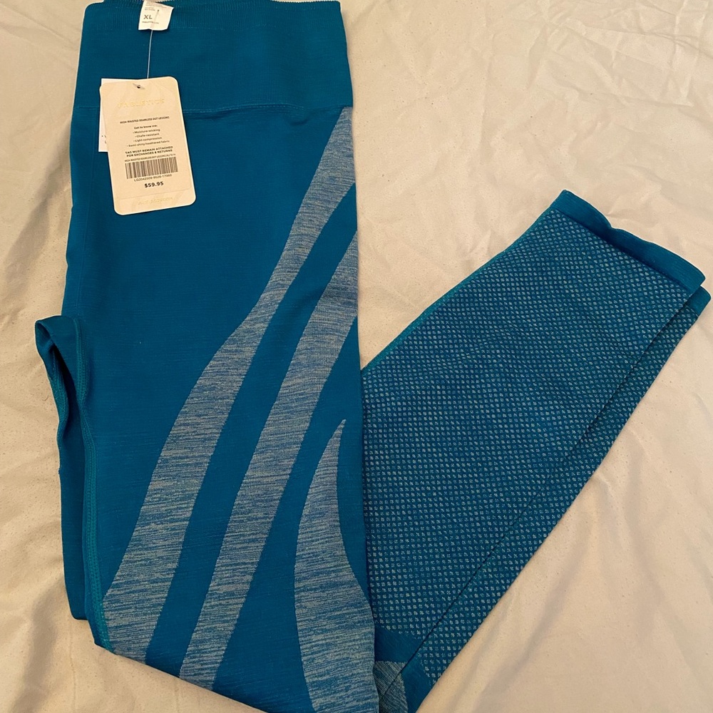 Fabletics teal leggings - size XL NWT